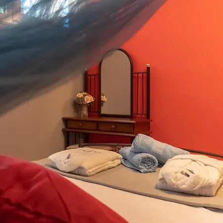 Daphne's Tropical House Rhodes بيت للعطل Rhodes City